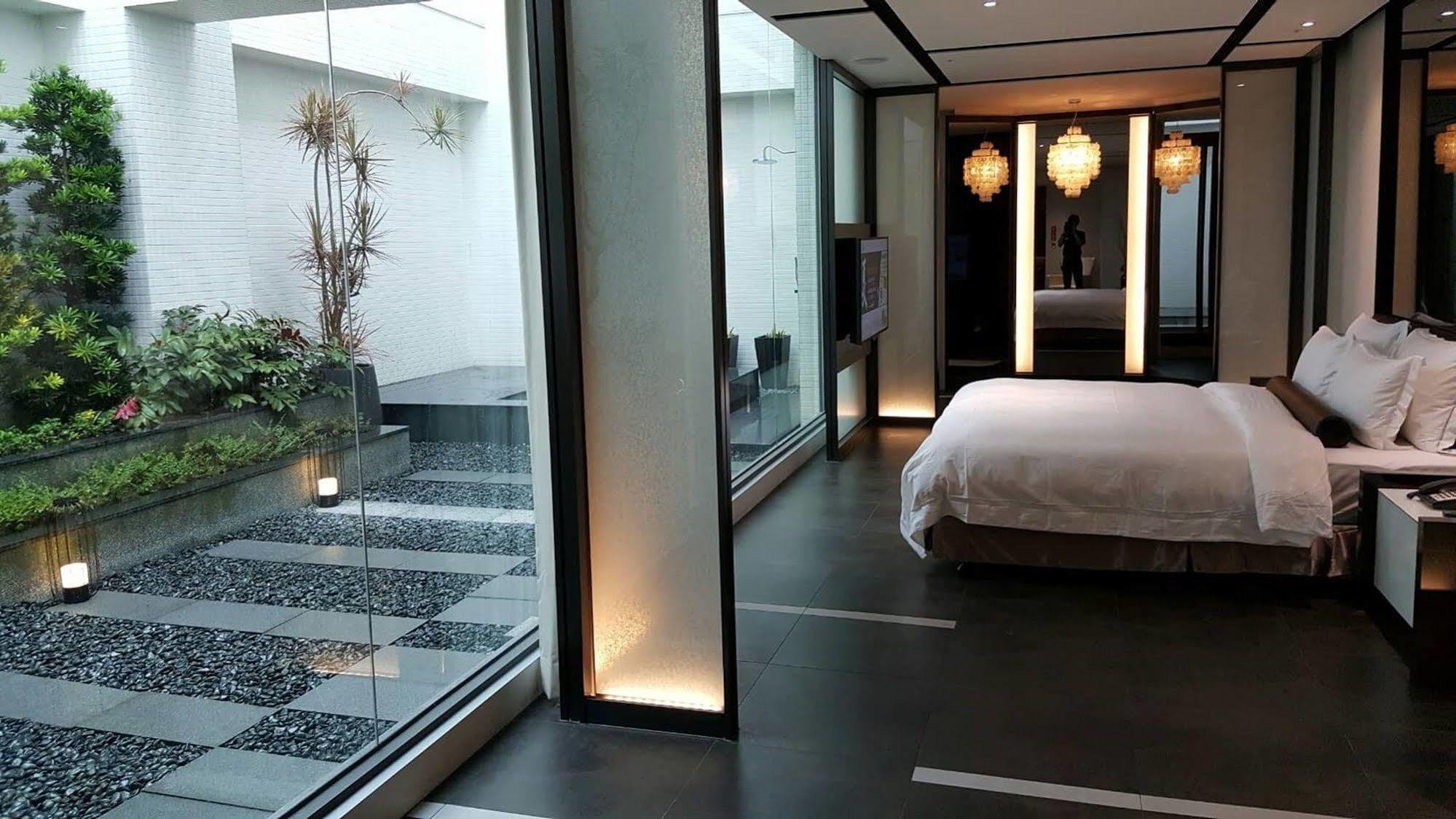All-Ur Boutique Motel - Xin-Jhung Branch New Taipei City Buitenkant foto