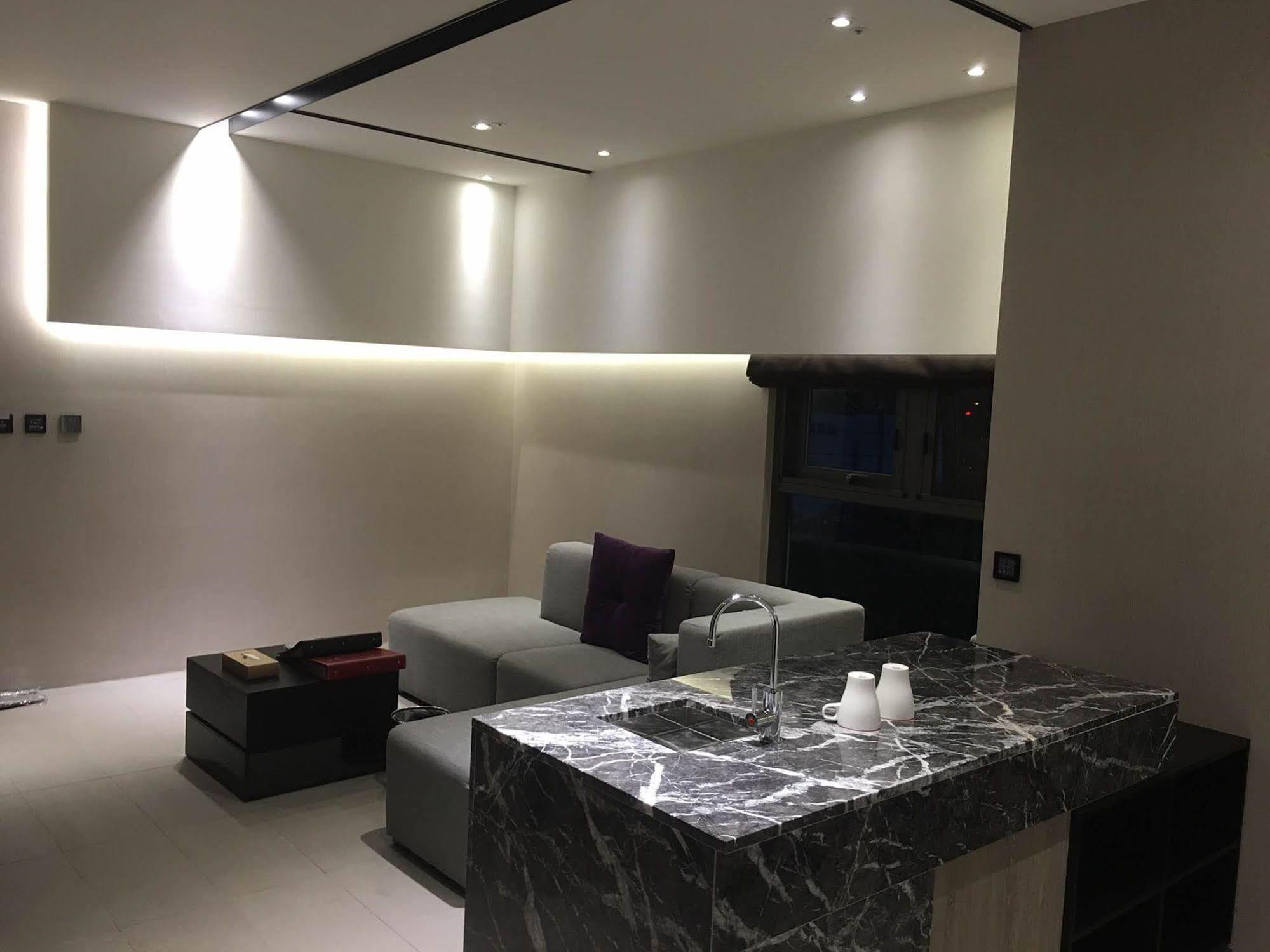 All-Ur Boutique Motel - Xin-Jhung Branch New Taipei City Buitenkant foto